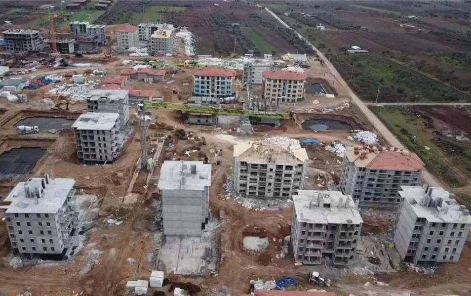 ŞEHZADELER İLÇESİ SANCAKLI BOZKÖY MAHALLESİ 1 ETAP 706 ADET KONUT